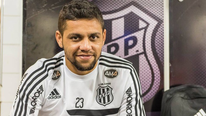 Felipe Azevedo deixa a Ponte Preta