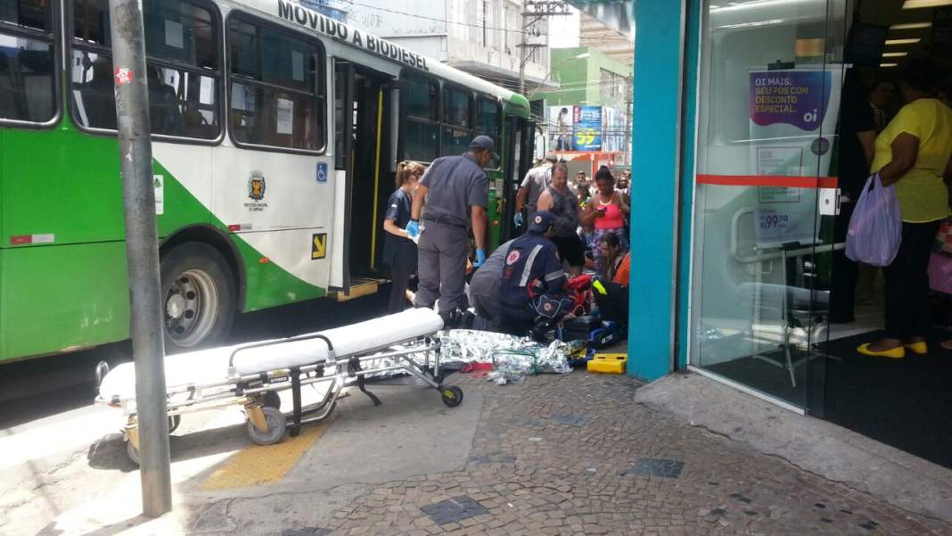 Idoso morre atropelado por ônibus no centro de Campinas