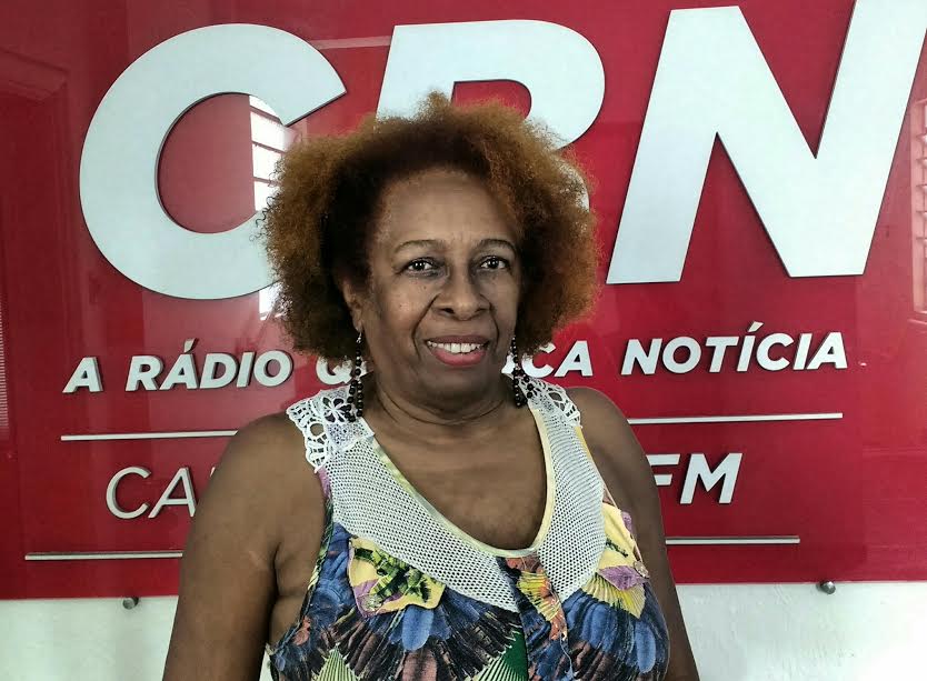 Primeira dama do samba de Campinas, Aureluce Santos participa falando de samba