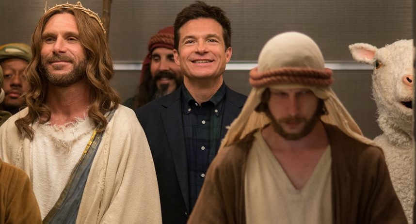 Jennifer Aniston e Jason Bateman estrelam comédia sobre festa de Natal