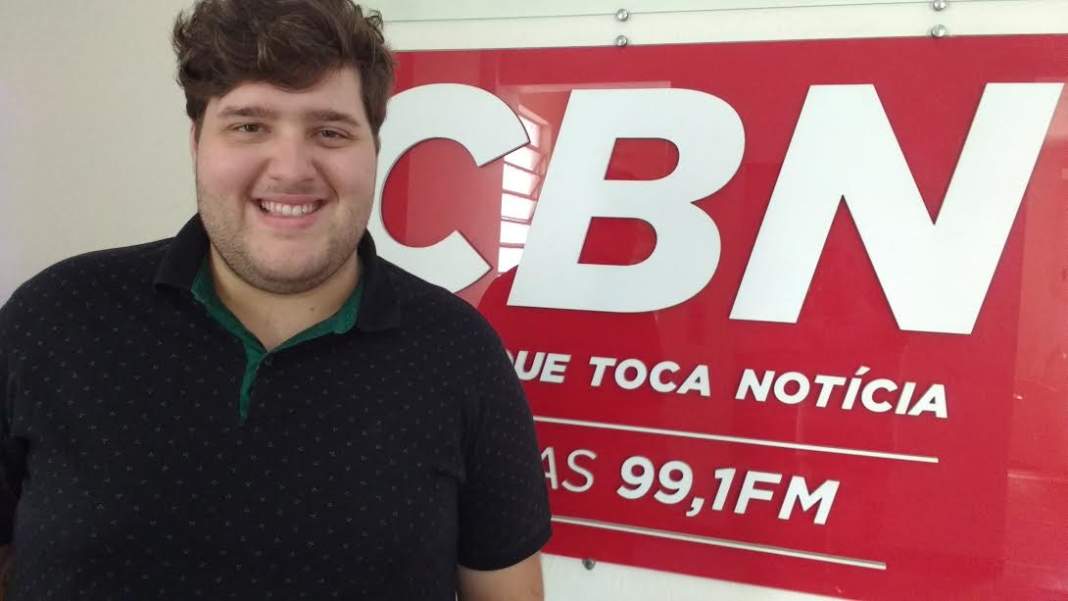 Jovem ator campineiro Felipe Hintze, que participou da novela “Verdades Secretas” e que faz a série Supermax