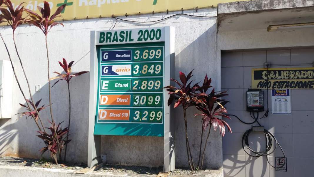 Preço dos combustíveis pode perder terceiro dígito