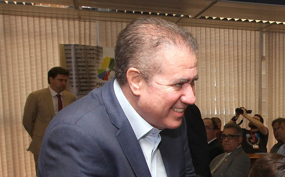 Jonas se encontra com mais dois ministros pela Frente Nacional dos Prefeitos