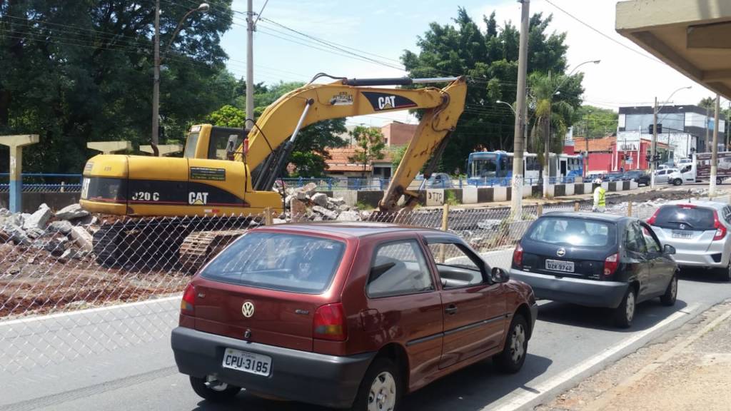 Obras do BRT congestionam vias do São Bernardo em Campinas