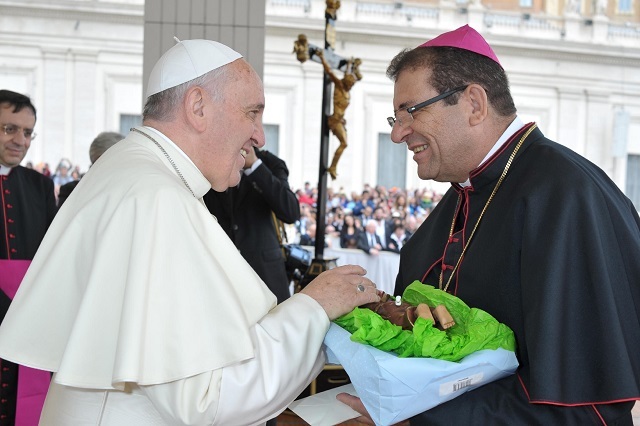 Bispo enviado pelo Papa apura corrupção em Diocese de Limeira
