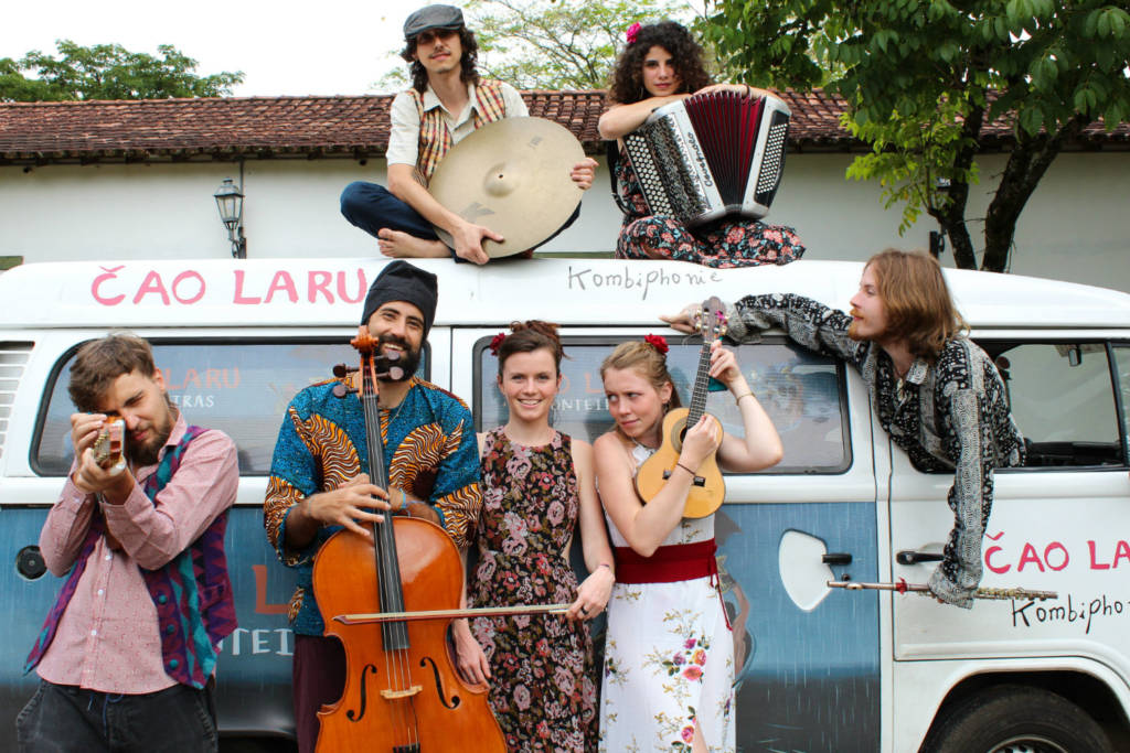 Banda Viajante faz show  em Barão Geraldo