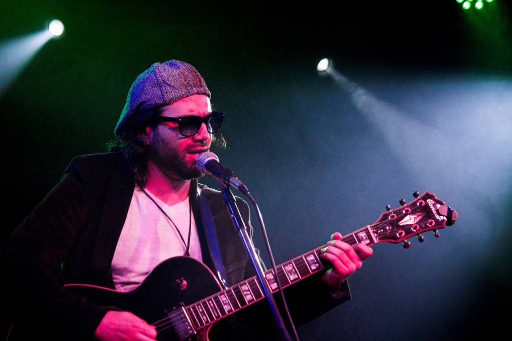 Frã Finamore faz  show  em homenagem a Soul Music, no Sesc Campinas