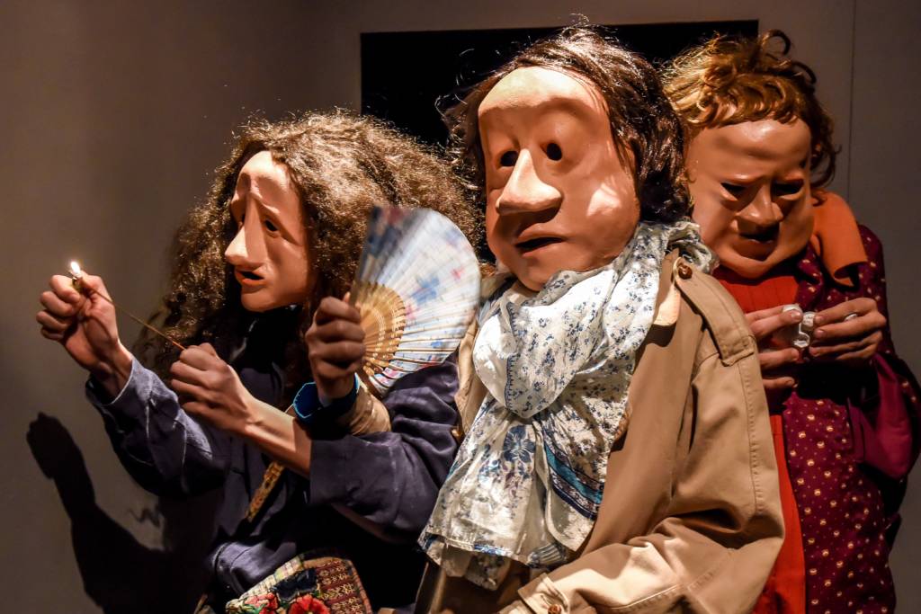 Teatro de máscaras no Sesi Amoreiras aborda a solidão  humana