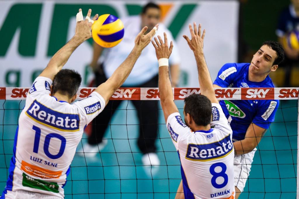Vôlei de Campinas perde para o líder Cruzeiro