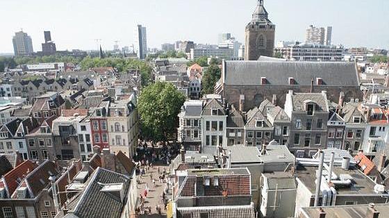 Homem abre fogo dentro de um bonde na Holanda