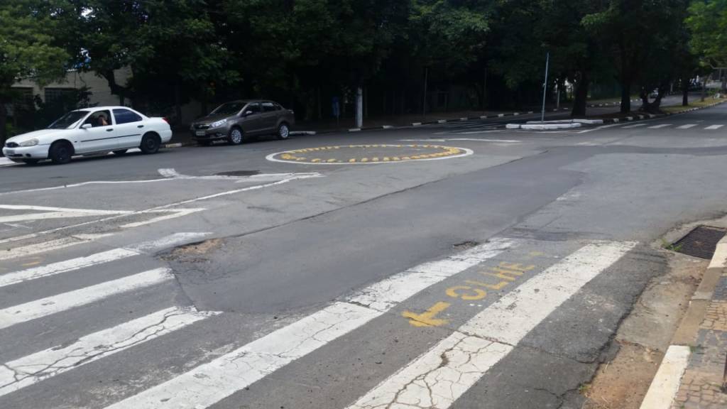 Asfalto ruim após obra incomoda morador do Jardim Chapadão