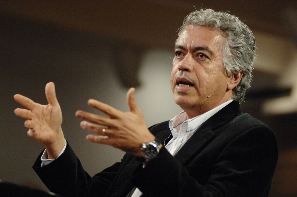 A busca pela identidade no século 21 é o tema da primeira edição do ano do Café Filosófico CPFL