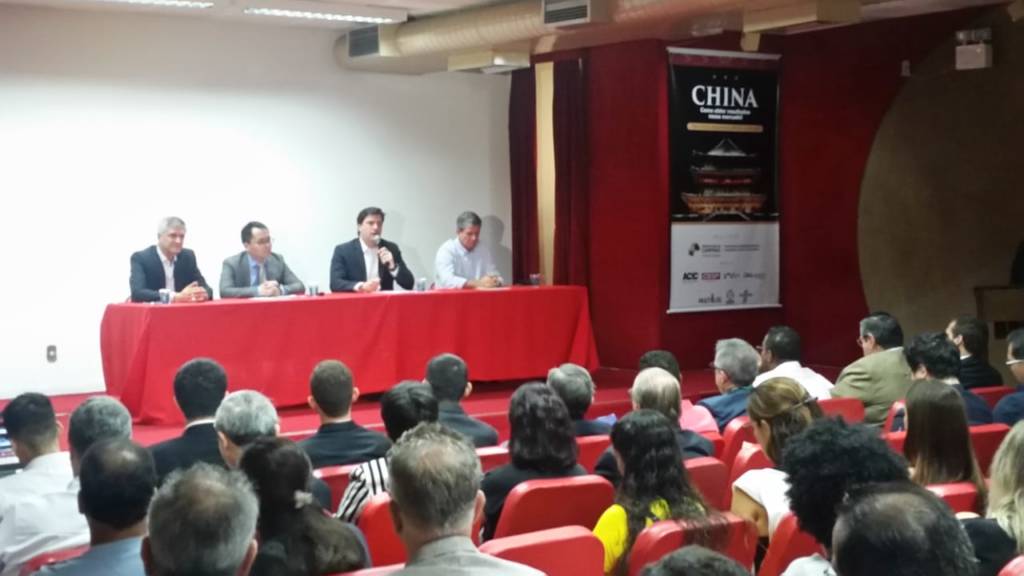 Prefeitura e ACIC debatem relação comercial do pequeno empresário de Campinas com a China