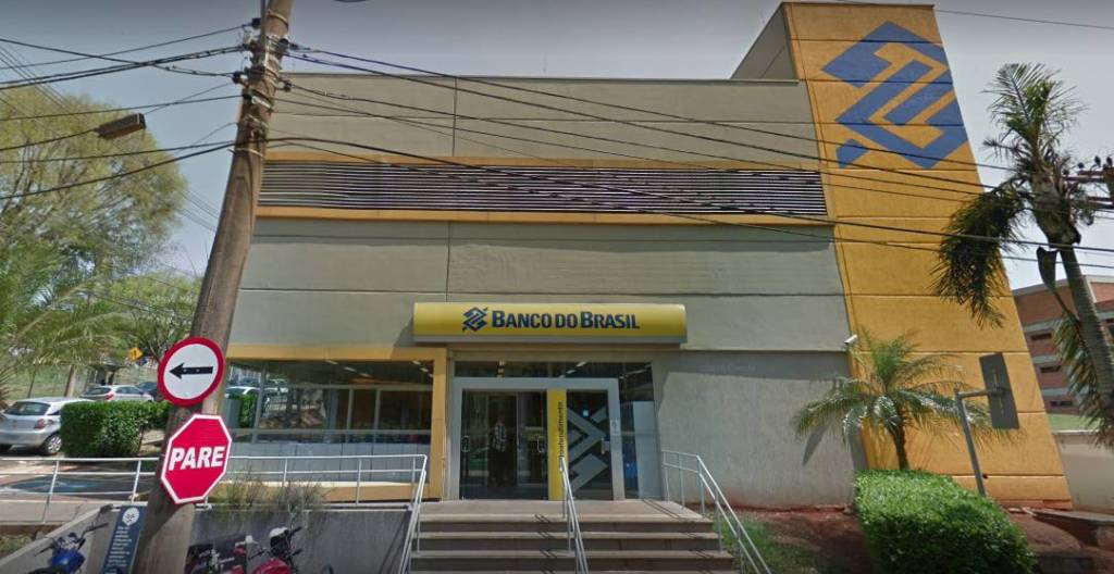 Homem é detido com mais de cem cartões clonados em agência bancária na Unicamp