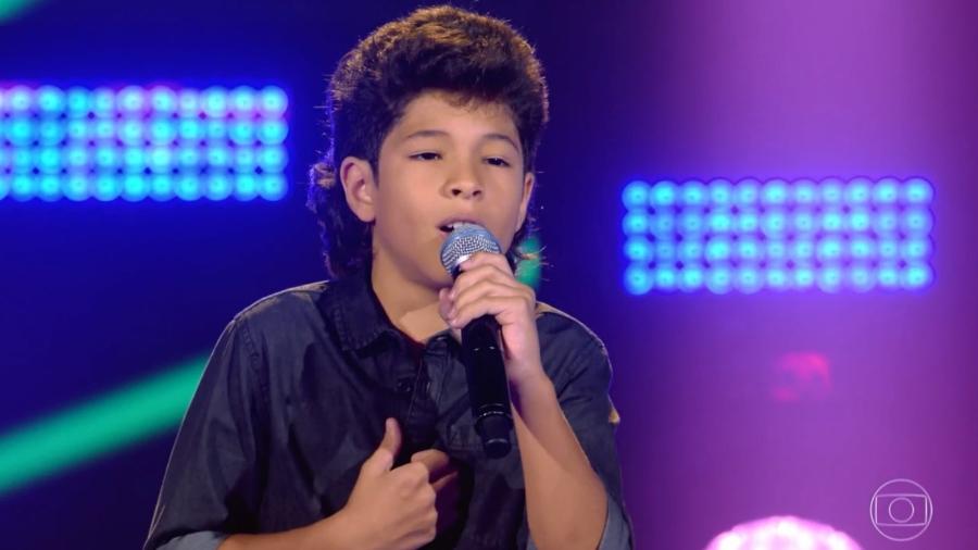 Sucesso no The Voice Kids, Alex Novais conta a experiência no programa da TV Globo
