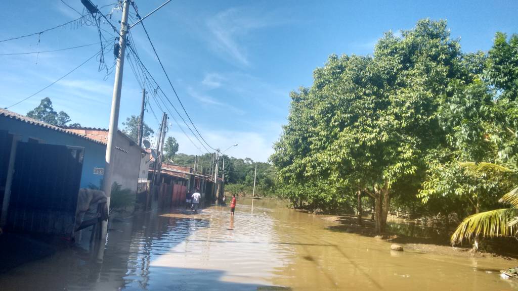 Capivari decreta emergência e tem 400 pessoas desalojadas