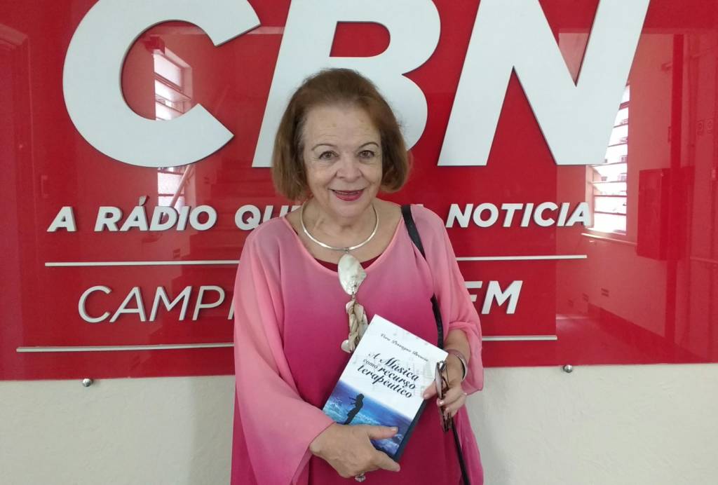 Artista lírica campineira ministra  palestra  sobre musicoterapia