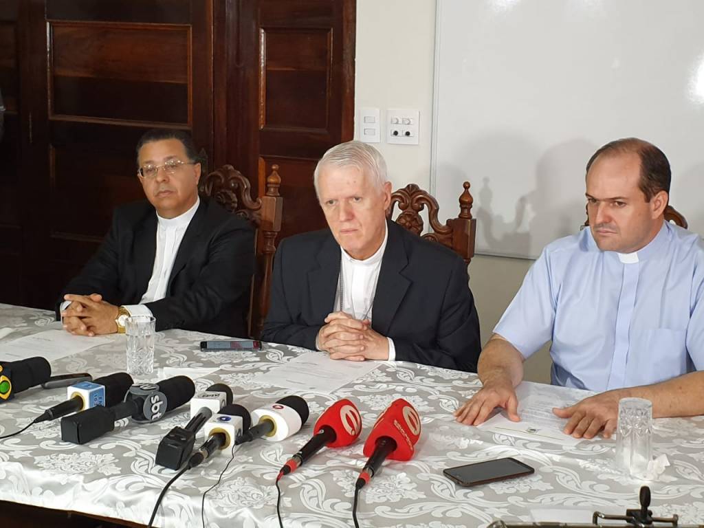 Cúria Diocesana anuncia renúncia de Bispo de Limeira, após escândalo