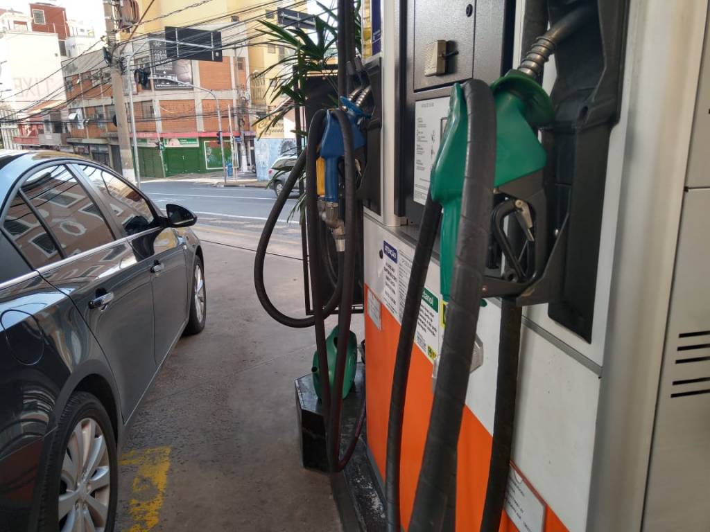 Mesmo com gasolina cara, Etanol não compensa em Campinas