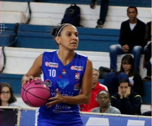 Campinas continua imbatível na Liga de Basquete Feminino