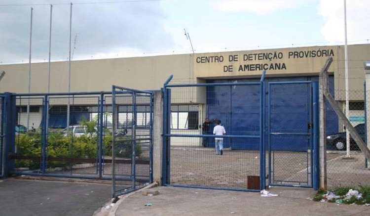 Mulher tenta entrar com chip em CDP de Americana