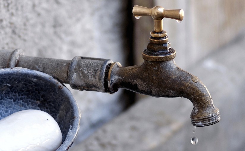 Moradores do Gargantilha relatam falta de água