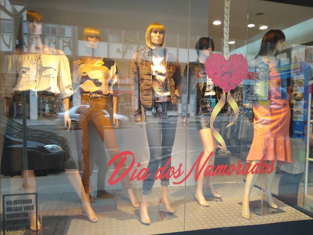 Procon faz recomendações para o Dia dos Namorados