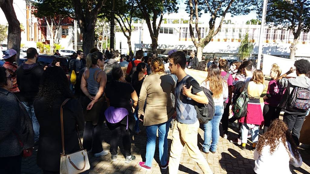 Trabalhadores da Unicamp iniciam greve para reabrir negociação