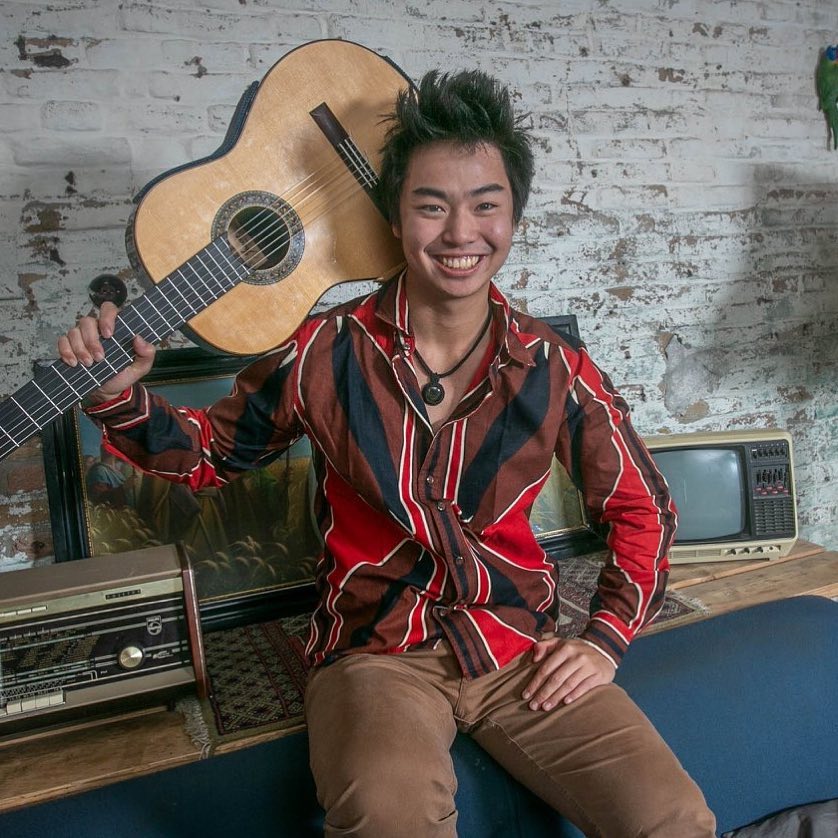 Violonista Arthur Endo lança seu primeiro disco em Campinas