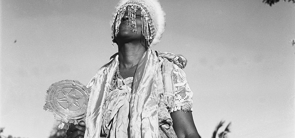 Um diálogo transatlântico em exposição através da obra de Pierre Verger e Carybé no Sesi Amoreiras