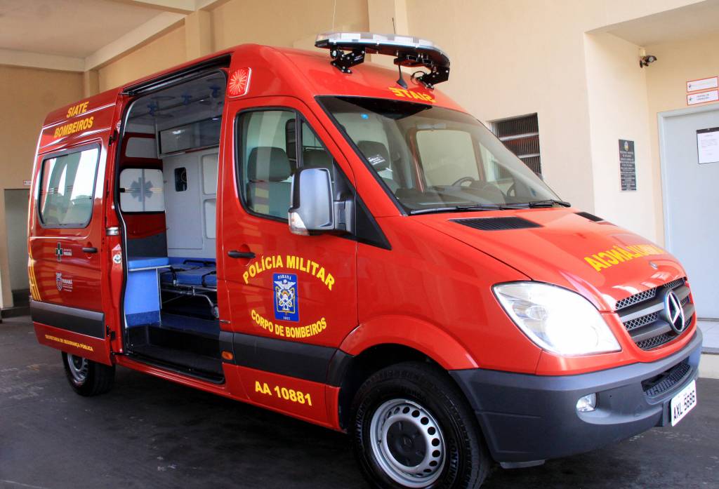 Bombeiros encontram corpo de adolescente em Maresias