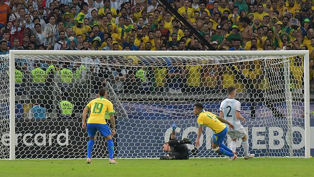 Brasil vence a Argentina e vai à final da Copa América no Maracanã