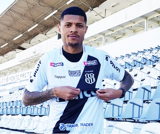 Ponte Preta contrata atacante Tiago Marques