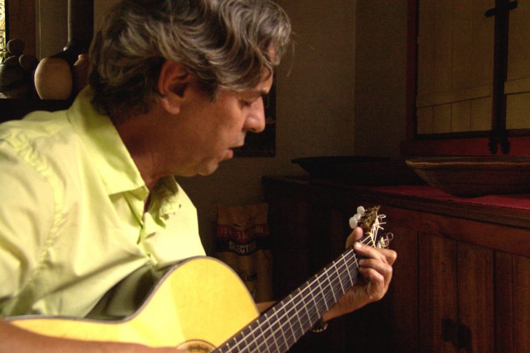 Um dos grandes compositores do Clube da Esquina faz apresentação única no Sesc Campinas