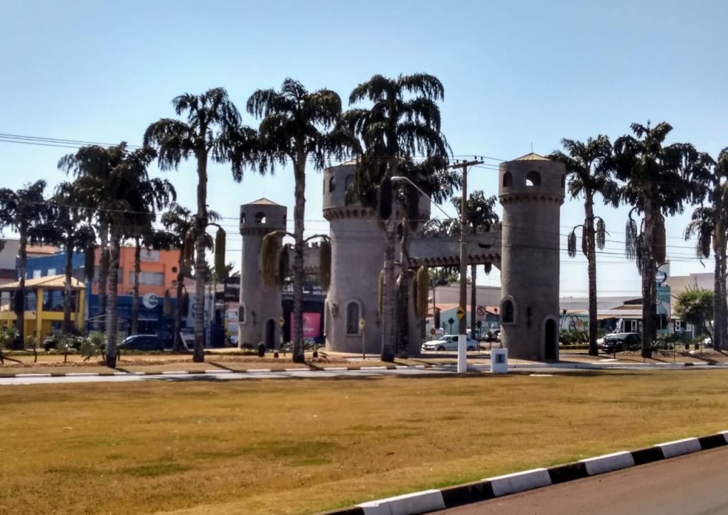 Suplente assume cadeira de vereador suspeito de “rachadinha”, em Paulínia