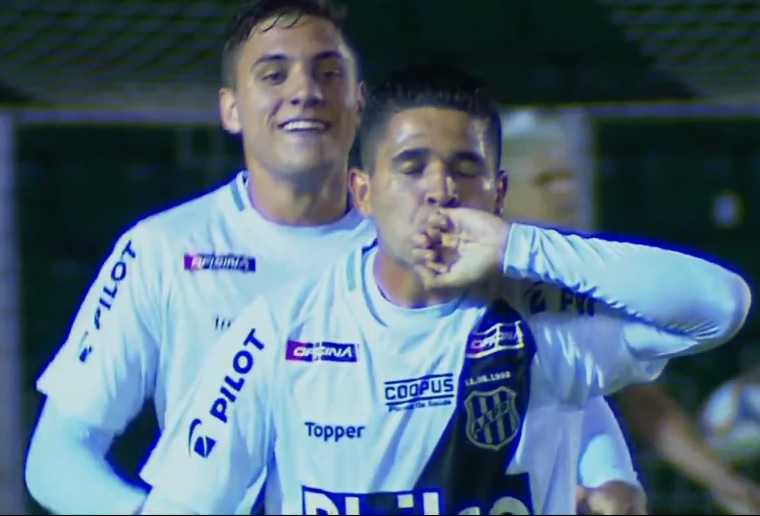 Ponte Preta vence o Figueirense e “dorme” no G4 da Série B