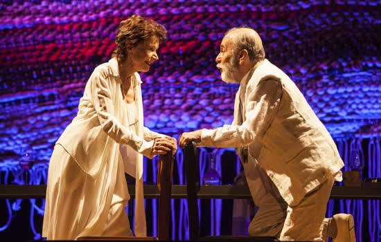 Renato Borghi e Miriam Mehler vivem nova versão de Romeu & Julieta