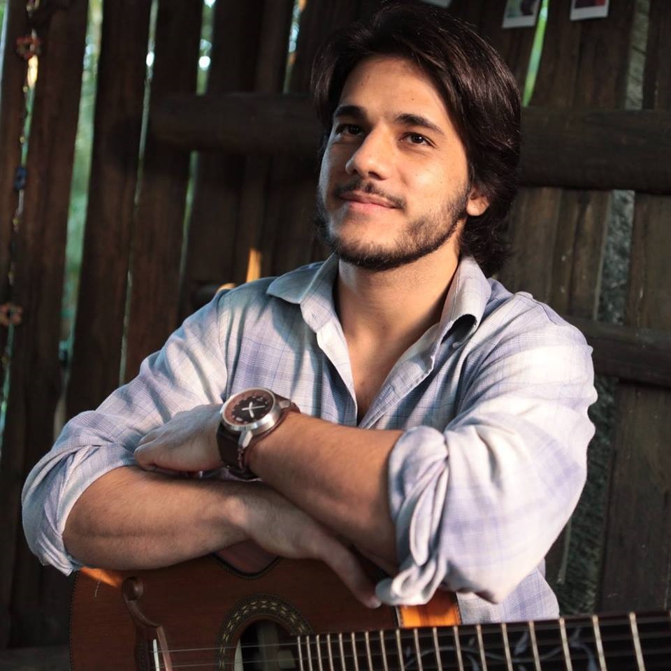 A música instrumental do grupo Afonso Villasanti Trio é atração no Sesc