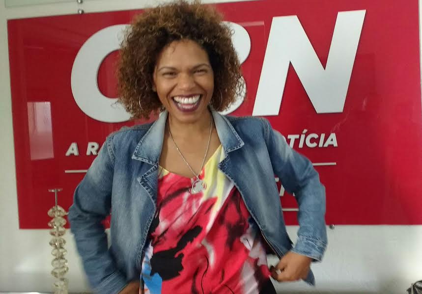 Ilcéi Mirian canta e conta Beth Carvalho no Castro Mendes