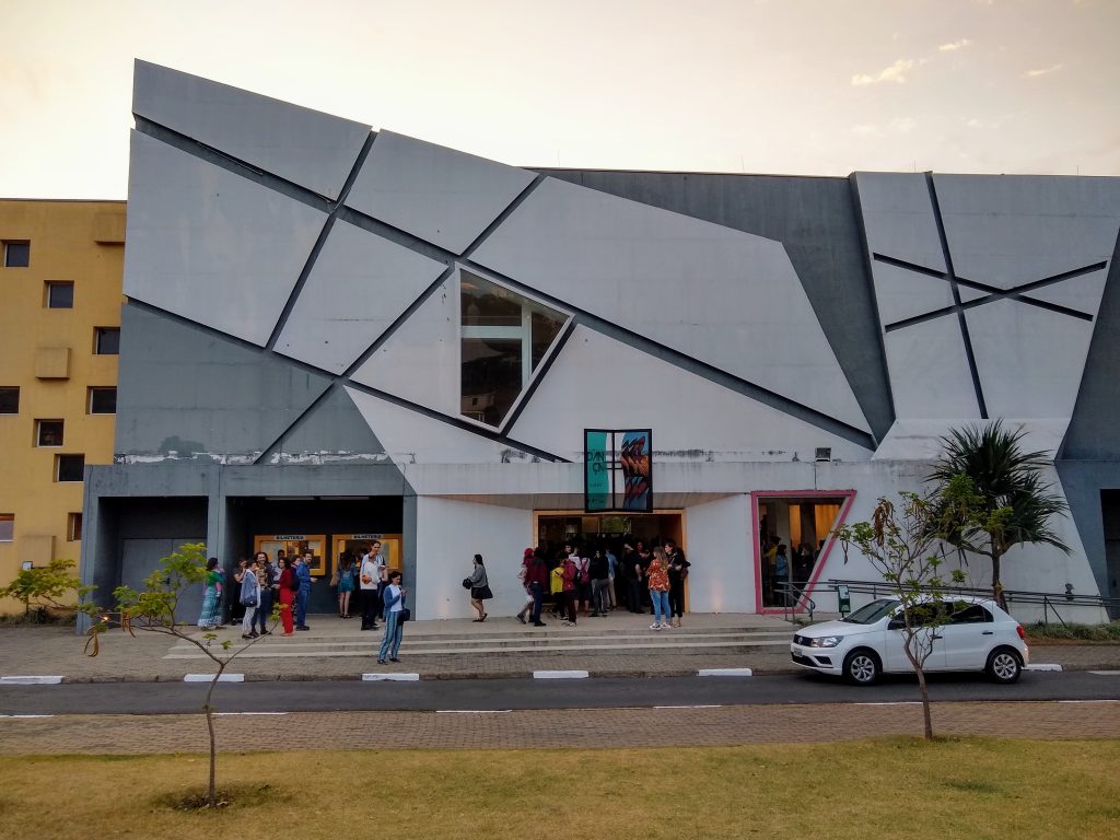 Teatro Castro Mendes recebe montagem sobre a vida e os  sons de Carlos Gomes