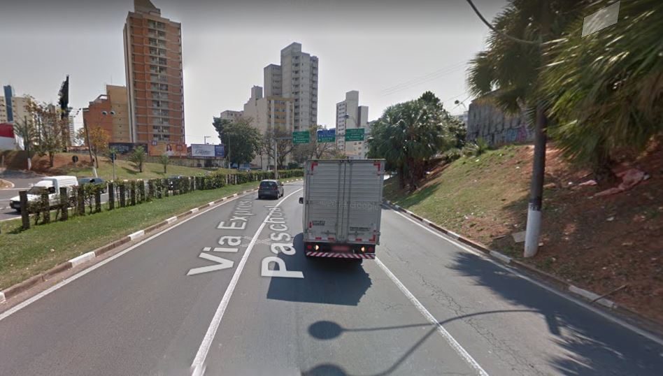 Motociclista bate em poste e morre na Via Waldemar Paschoal em Campinas