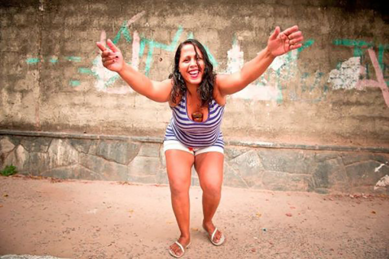 Biblioteca Municipal de Holambra  promove exibição gratuita do documentário “Doméstica”na próxima terça