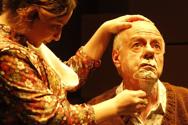 Doença de Alzheimer é  inspiração para espetáculo teatral
