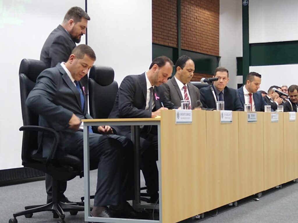 Cazelatto assume Paulínia sem saber quantia em caixa