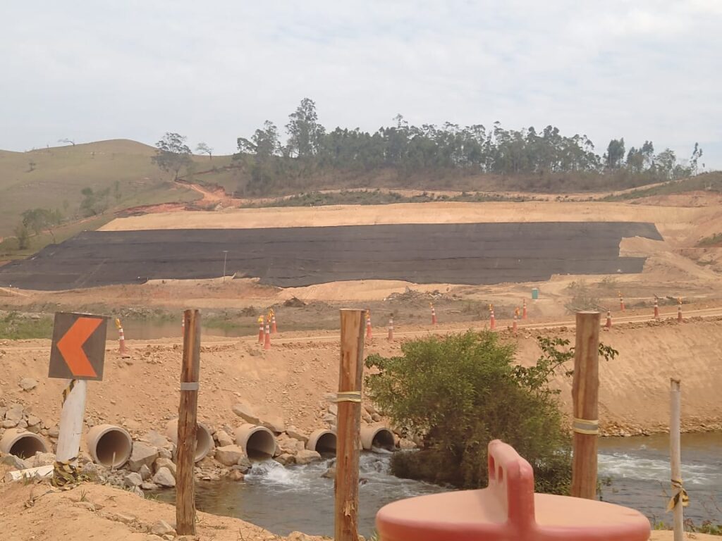 Obras na barragem de Pedreira seguem aceleradas