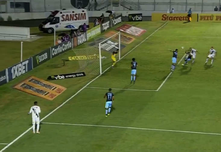 Roger e Renato Cajá garantem vitória da Ponte Preta