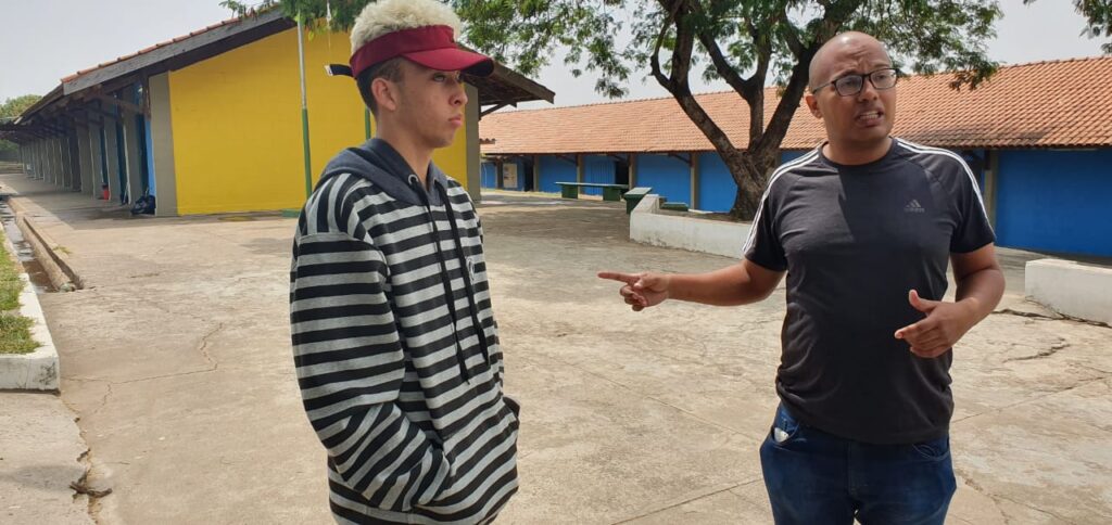 Projeto voluntário de educação oferece Vida Nova para moradores do bairro