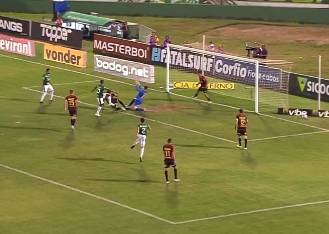 Aos 49 do segundo tempo, Guarani vence o Sport