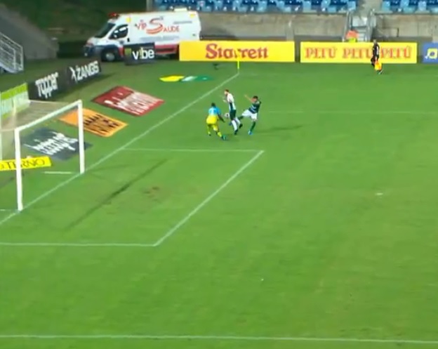 Guarani falha no começo do jogo e perde para o Cuiabá