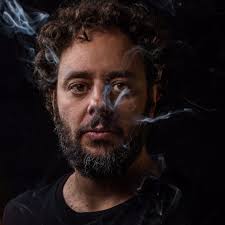 Professor de História da Música da Unicamp Cacá Machado lança novo álbum